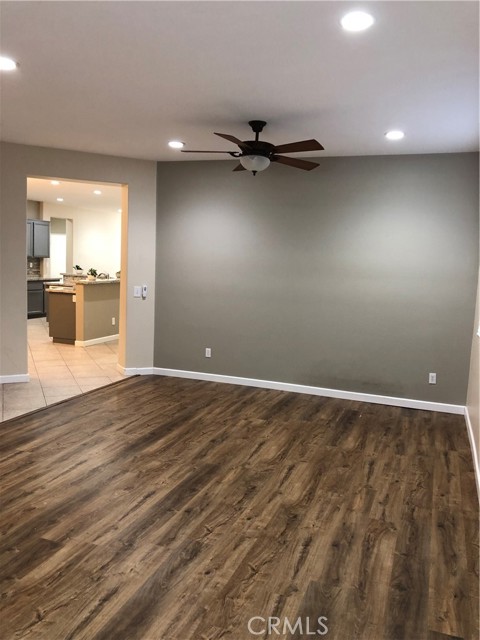 Detail Gallery Image 6 of 63 For 12941 Rising Moon Way, Victorville,  CA 92392 - 4 Beds | 2 Baths