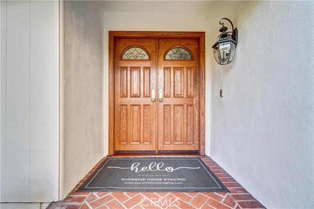 5215 E Rolling Hills Drive, Anaheim Hills CA: https://media.crmls.org/medias/25e217ff-6480-456b-8a54-f8053b820612.jpg