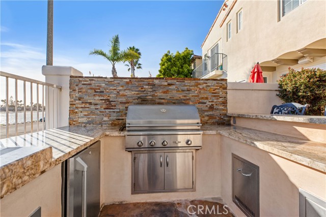 Detail Gallery Image 21 of 65 For 5960 Spinnaker Bay Dr, Long Beach,  CA 90803 - 3 Beds | 2/1 Baths