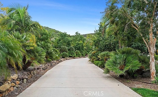 Detail Gallery Image 8 of 63 For 5105 via El Cerro, Thousand Oaks,  CA 91320 - 6 Beds | 4 Baths