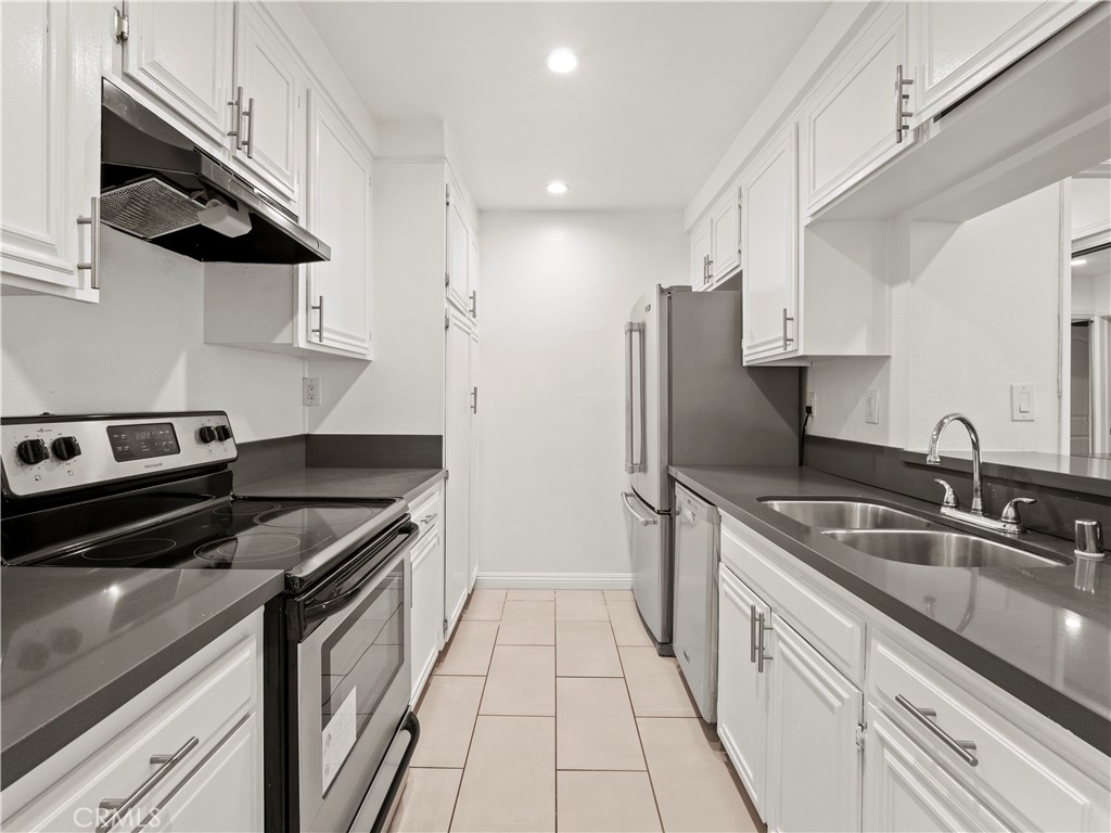 MLS #SR25247926 image #9