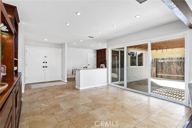 Detail Gallery Image 7 of 44 For 222 Avenida Chapala, San Marcos,  CA 92069 - 4 Beds | 2 Baths