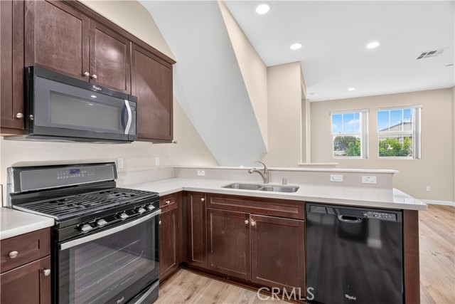 14118 West Pine photo 11