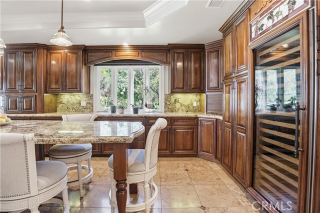 Detail Gallery Image 21 of 69 For 27139 Crystal Springs, Canyon Country,  CA 91387 - 4 Beds | 2/1 Baths