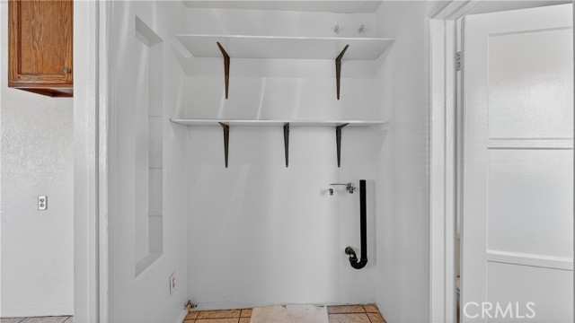 Detail Gallery Image 26 of 44 For 200 E Century Bld, Los Angeles,  CA 90003 - 2 Beds | 1 Baths