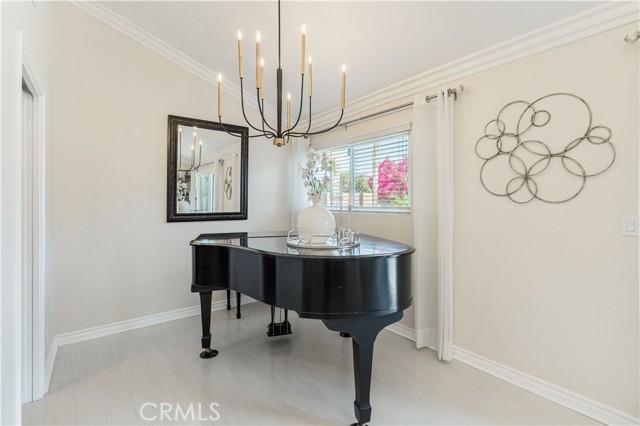 Detail Gallery Image 11 of 60 For 23509 Cutter Dr, Canyon Lake,  CA 92587 - 3 Beds | 2 Baths