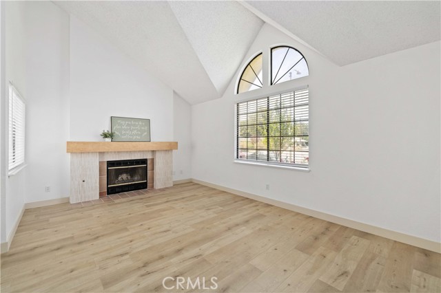 Detail Gallery Image 4 of 38 For 42502 5nd St, Quartz Hill,  CA 93536 - 5 Beds | 3 Baths
