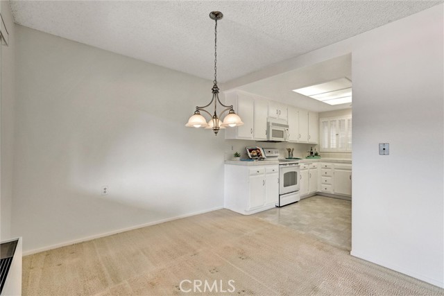 Detail Gallery Image 12 of 30 For 3301 via Carrizo #P,  Laguna Woods,  CA 92637 - 2 Beds | 2 Baths