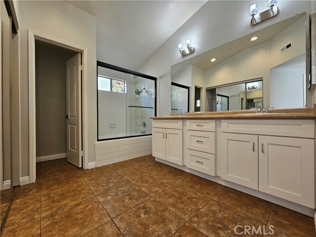 2363 Paseo Circulo, Tustin CA: https://media.crmls.org/medias/25e89831-abc1-46dc-af8a-de60d0e4d3d8.jpg