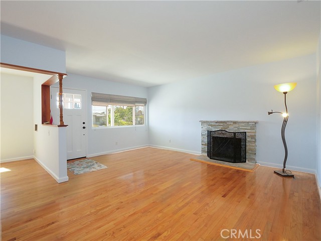Detail Gallery Image 4 of 31 For 22508 Evalyn Ave, Torrance,  CA 90505 - 3 Beds | 2 Baths