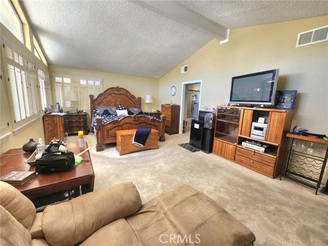 450 Fairway Drive, Palmdale CA: https://media.crmls.org/medias/25e9cbc0-b121-48ec-86dd-414219090fa3.jpg