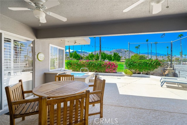 46125 Burroweed Ln., Palm Desert CA: https://media.crmls.org/medias/25ea3a7e-7ca3-4e75-8d4e-beb9185f07e8.jpg