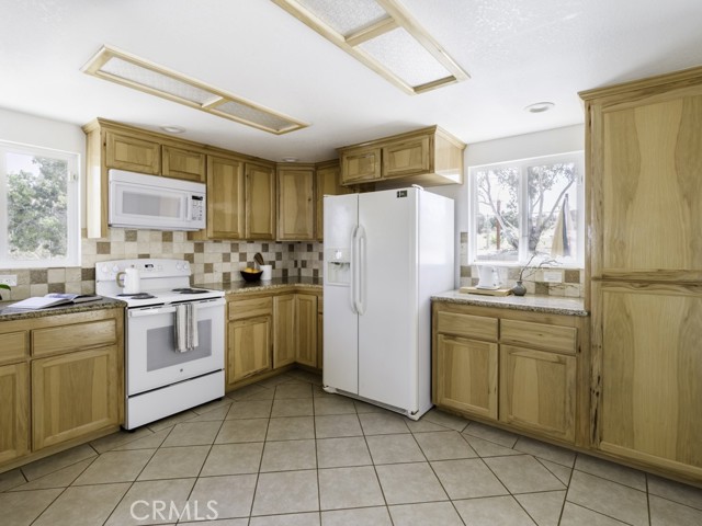 Detail Gallery Image 17 of 63 For 5564 Old Woman Springs Rd, Yucca Valley,  CA 92284 - 2 Beds | 1 Baths