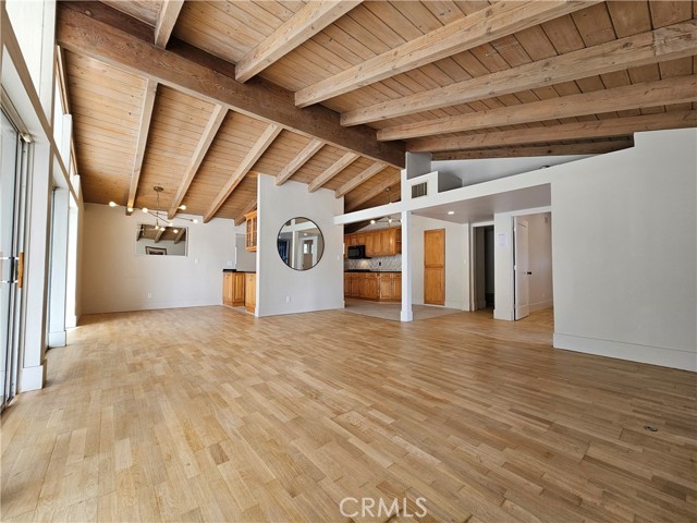 Detail Gallery Image 19 of 37 For 17530 Tuba St, Northridge,  CA 91325 - 4 Beds | 2/1 Baths