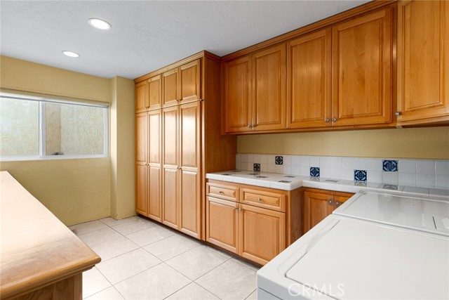 34 sage, Bell Canyon CA: https://media.crmls.org/medias/25eb8f9c-cf81-48b4-9afc-c8112a9fd5c7.jpg