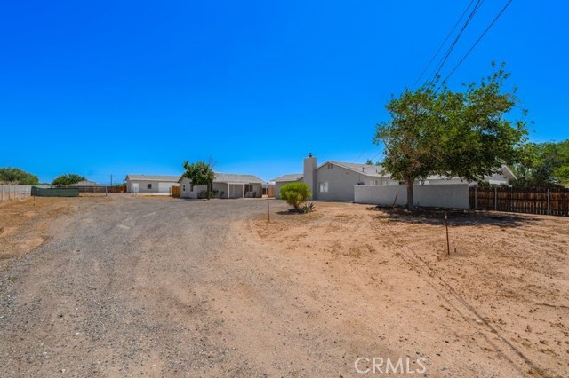 16233 Manzanita Street, Hesperia CA: https://media.crmls.org/medias/25ebaa75-1a4d-4d1d-934f-88a6fc3af15d.jpg