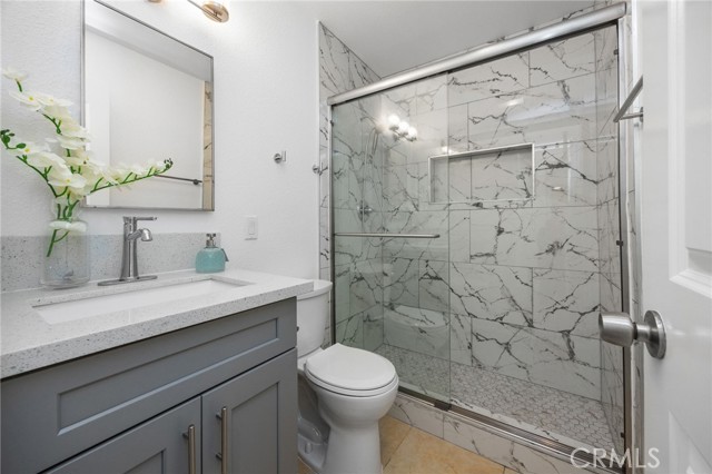 13301 Verde Street, Garden Grove CA: https://media.crmls.org/medias/25ec82f1-46c0-4e5c-a9e6-b6c3dffed191.jpg