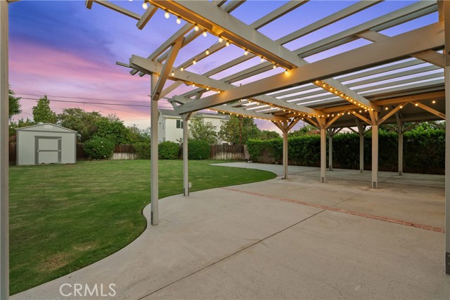 9310 Sophia Avenue photo 36