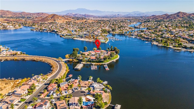 Detail Gallery Image 1 of 36 For 22106 Treasure Island, Canyon Lake,  CA 92587 - 2 Beds | 2 Baths