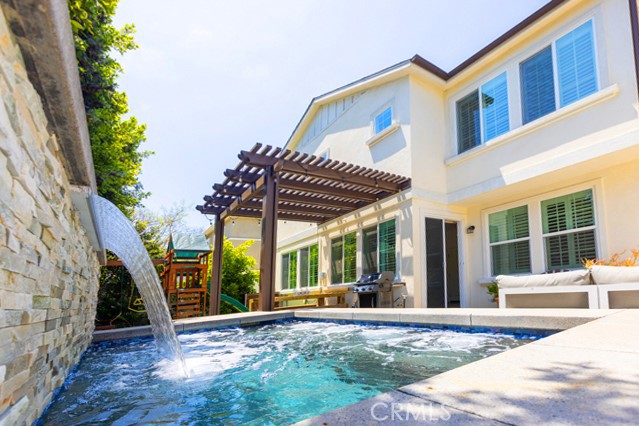 25ee145d Dc75 4392 8909 A4f07bcb2266