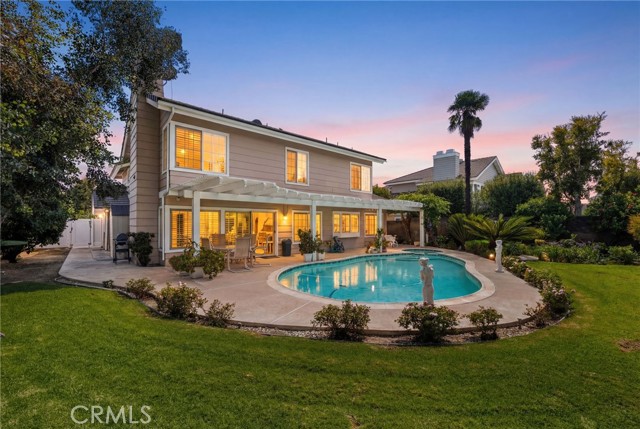 Detail Gallery Image 3 of 52 For 937 Finnell Way, Placentia,  CA 92870 - 4 Beds | 3 Baths