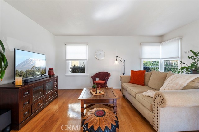 Detail Gallery Image 7 of 52 For 528 Cambridge, Orange,  CA 92867 - 3 Beds | 2 Baths