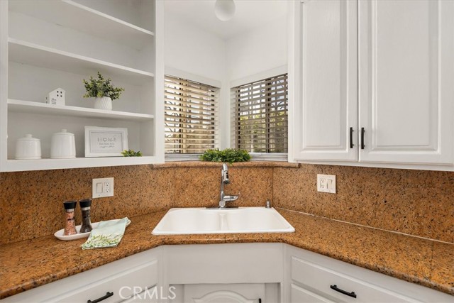 Detail Gallery Image 17 of 34 For 2820 S La Brea Ave, Los Angeles,  CA 90016 - 3 Beds | 2 Baths