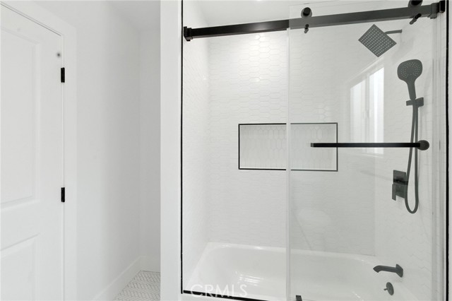Detail Gallery Image 16 of 31 For 1849 W 66th St, Los Angeles,  CA 90047 - 3 Beds | 2 Baths