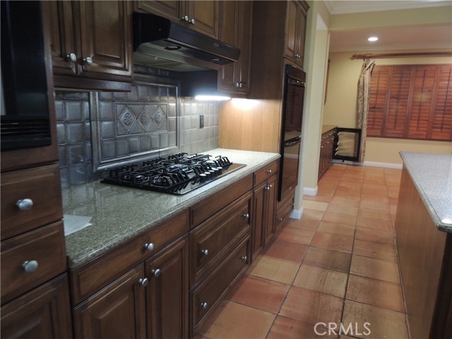 Detail Gallery Image 15 of 20 For 7621 Stonegate, Corona,  CA 92880 - 6 Beds | 4/1 Baths