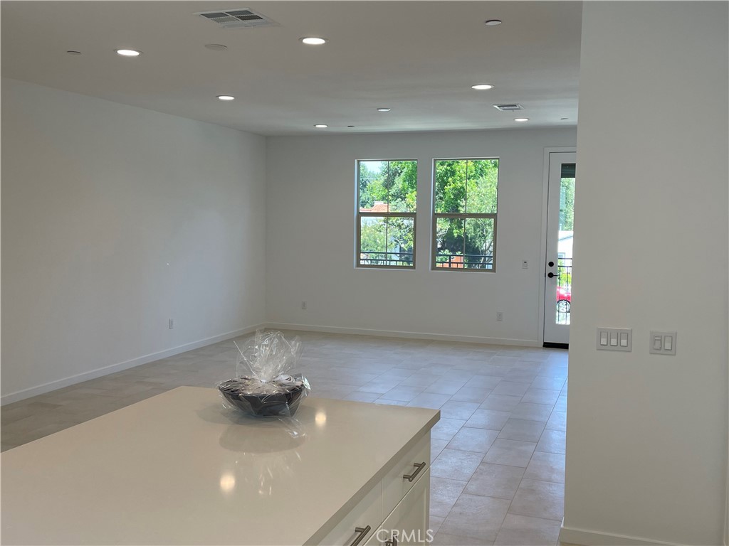 MLS #CV25172333 img 7