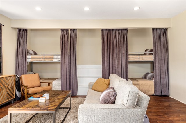 4 Golden Meadow Lane, Fallbrook CA: https://media.crmls.org/medias/25eef35a-0431-494e-b906-3082915776e8.jpg