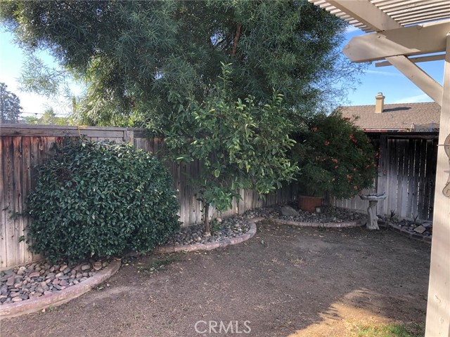 Detail Gallery Image 14 of 22 For 16175 La Fortuna, Moreno Valley,  CA 92551 - 2 Beds | 2 Baths