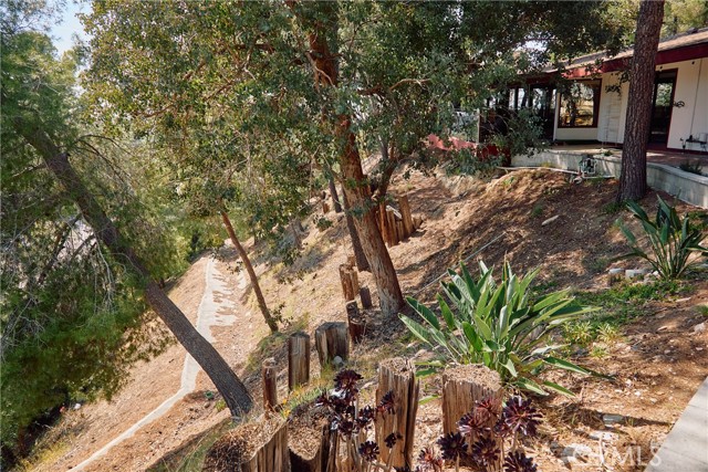 27424 Homyr Place, Canyon Country CA: https://media.crmls.org/medias/25efa149-f3b4-4a57-80e0-c6fa617f4251.jpg