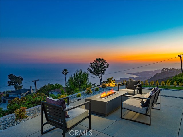 30414 Ganado Drive, Rancho Palos Verdes CA: https://media.crmls.org/medias/25f053ce-20f5-49e0-93de-1c7e15abb948.jpg