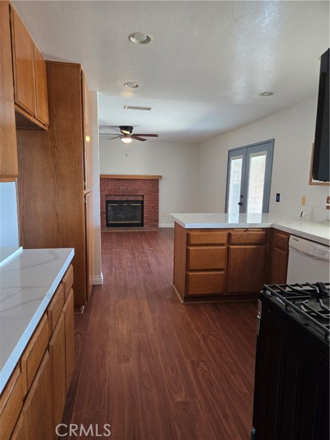 Detail Gallery Image 7 of 22 For 6455 N Ventura Ave, San Bernardino,  CA 92407 - 3 Beds | 2/1 Baths