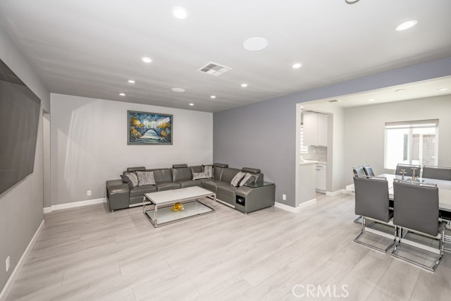 Detail Gallery Image 3 of 19 For 6146 Morella Ave, North Hollywood,  CA 91606 - 3 Beds | 2 Baths
