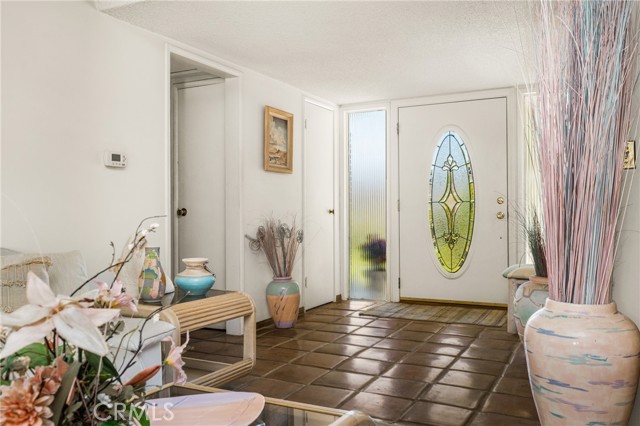 Detail Gallery Image 11 of 37 For 13382 Mount Hood Dr, North Tustin,  CA 92705 - 4 Beds | 3 Baths