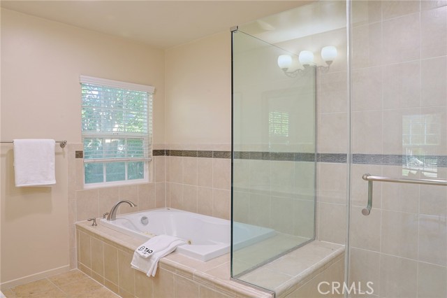 251 W Le Roy Avenue, Arcadia CA: https://media.crmls.org/medias/25f34582-11b7-47cd-9e61-b2900fd98381.jpg