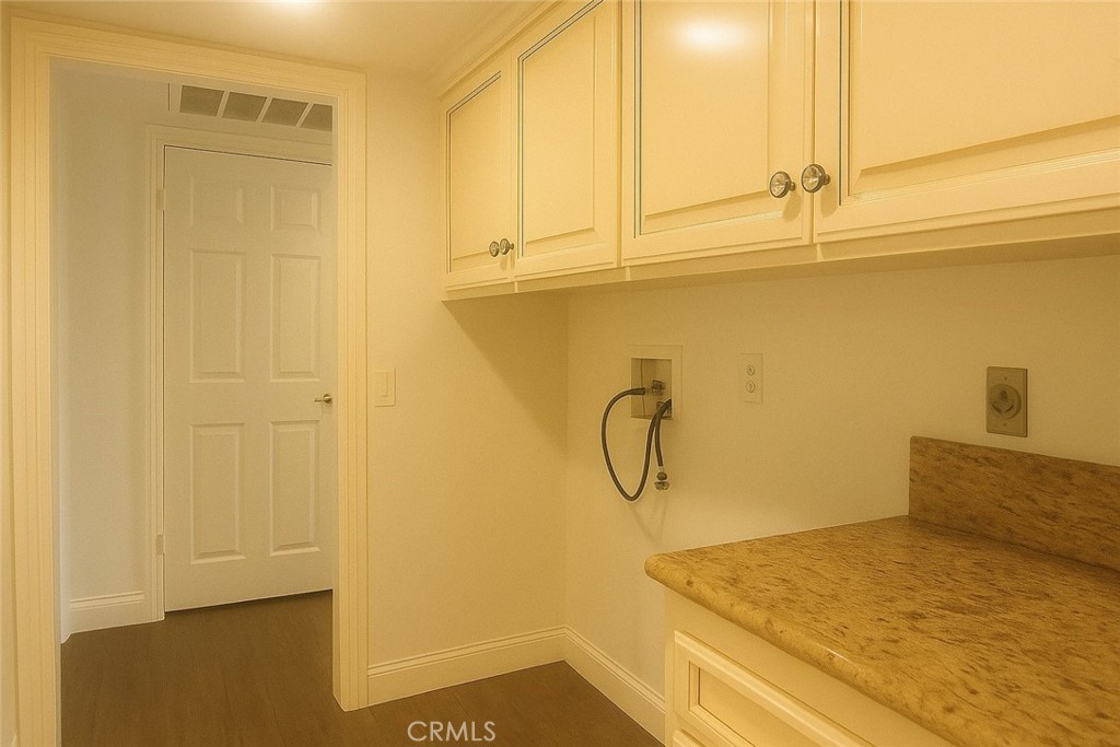 MLS #OC25255195 image #16