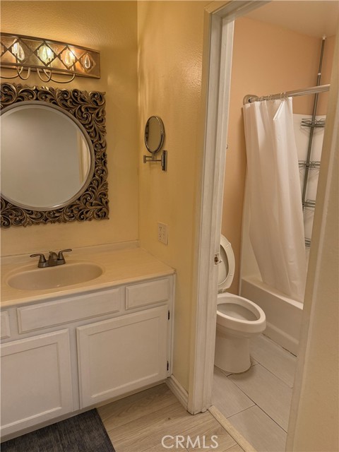 Detail Gallery Image 15 of 21 For 1175 E 9th St, Pomona,  CA 91766 - 3 Beds | 2/1 Baths
