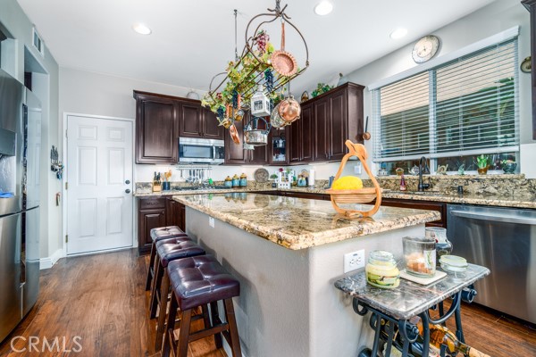 5 Ponte Brava, Lake Elsinore CA: https://media.crmls.org/medias/25f3f7a1-7881-46b5-9137-f405def3a07f.jpg