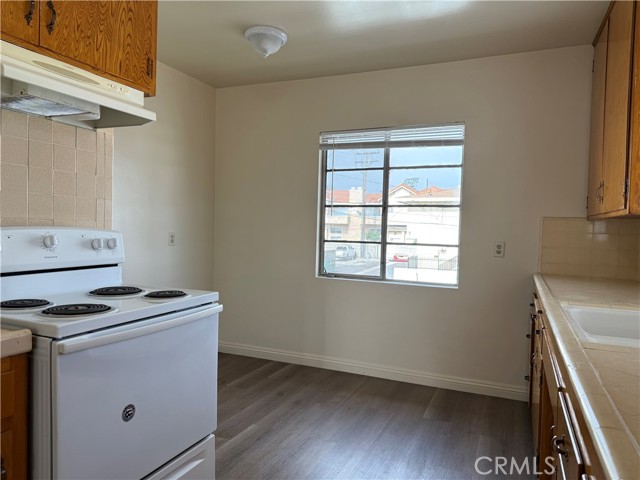 816 Southview Road, Arcadia CA: https://media.crmls.org/medias/25f47d5e-6c6e-408a-89ad-bbc2a825f4e1.jpg