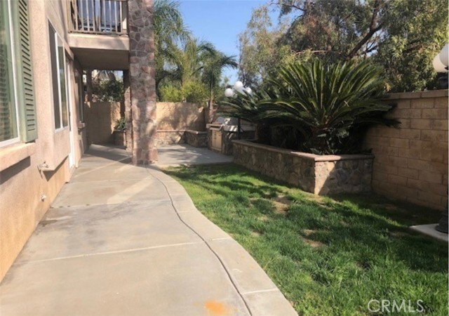 12237 Iron Stone Drive, Rancho Cucamonga CA: https://media.crmls.org/medias/25f50b05-809c-43f0-b419-18c885242043.jpg