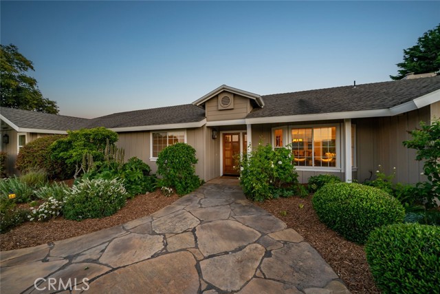 2650 Skyview Trail, San Luis Obispo CA: https://media.crmls.org/medias/25f566ae-2353-4626-aa8b-17eb2b7ec751.jpg