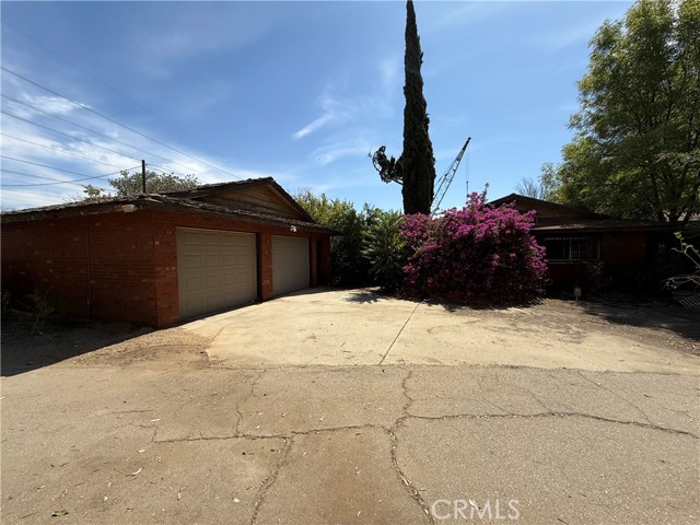Detail Gallery Image 3 of 50 For 92324 Touche Dr, Bloomington,  CA 92316 - 3 Beds | 3 Baths