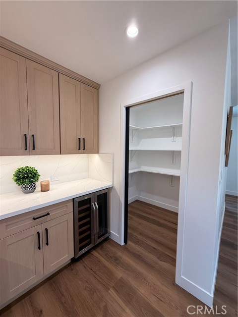 Detail Gallery Image 14 of 40 For 6902 Lasaine Ave, Lake Balboa,  CA 91406 - 3 Beds | 2 Baths