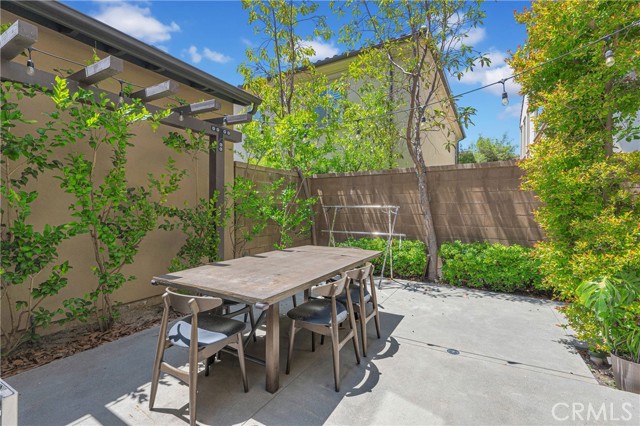230 Bright Poppy, Irvine CA: https://media.crmls.org/medias/25f702b9-6669-48bc-a76b-28f753d4ea02.jpg