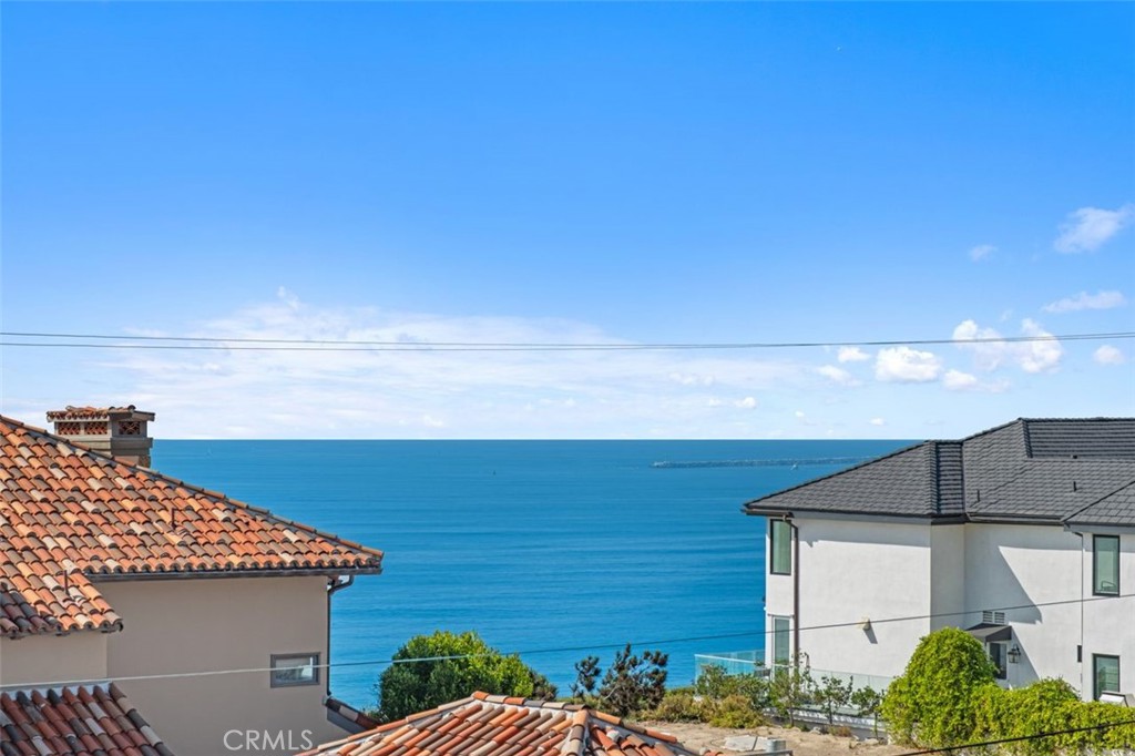 MLS #OC25253150 image #24