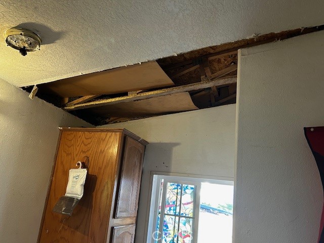 Detail Gallery Image 6 of 15 For 10703 Paradise Ct, Kelseyville,  CA 95451 - 3 Beds | 2 Baths