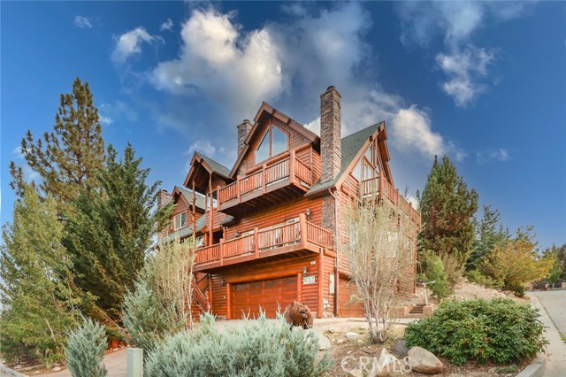 Detail Gallery Image 3 of 59 For 351 Glenwood Dr, Big Bear Lake,  CA 92315 - 4 Beds | 3/1 Baths